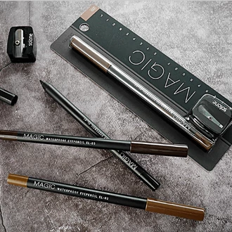 solone_szupertartos_vizallo_szemceruza